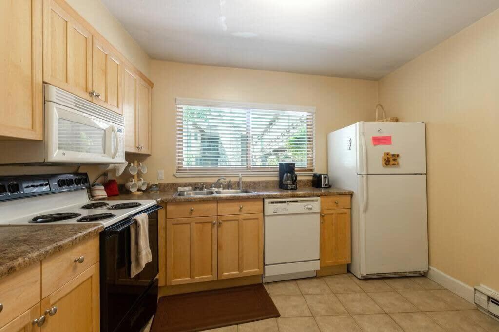 Downtown Chalet Close To Main St With Pool And Hot Tub ブリッケンリッジ エクステリア 写真